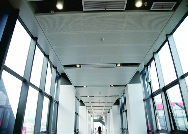 深圳蛇口新碼頭