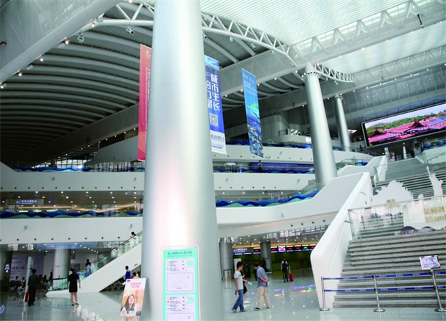 深圳蛇口新碼頭