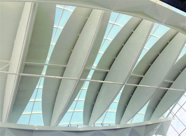 陽江華科雨棚鋁單板