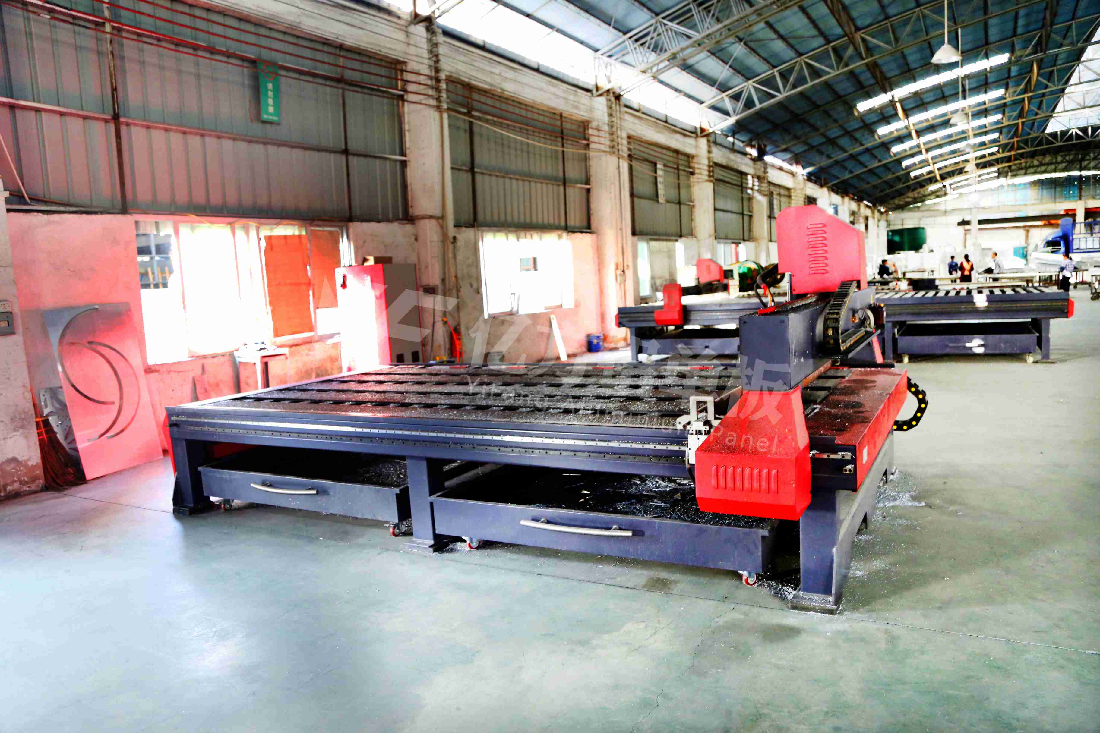 億方金屬全數(shù)控雕刻機